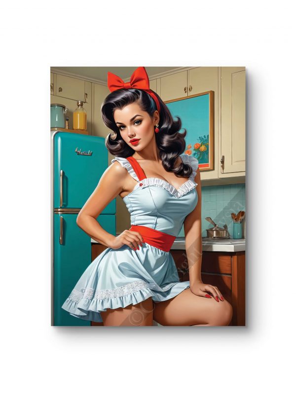 Tableau mettant en scène une pin-up espiègle devant un réfrigérateur vintage.